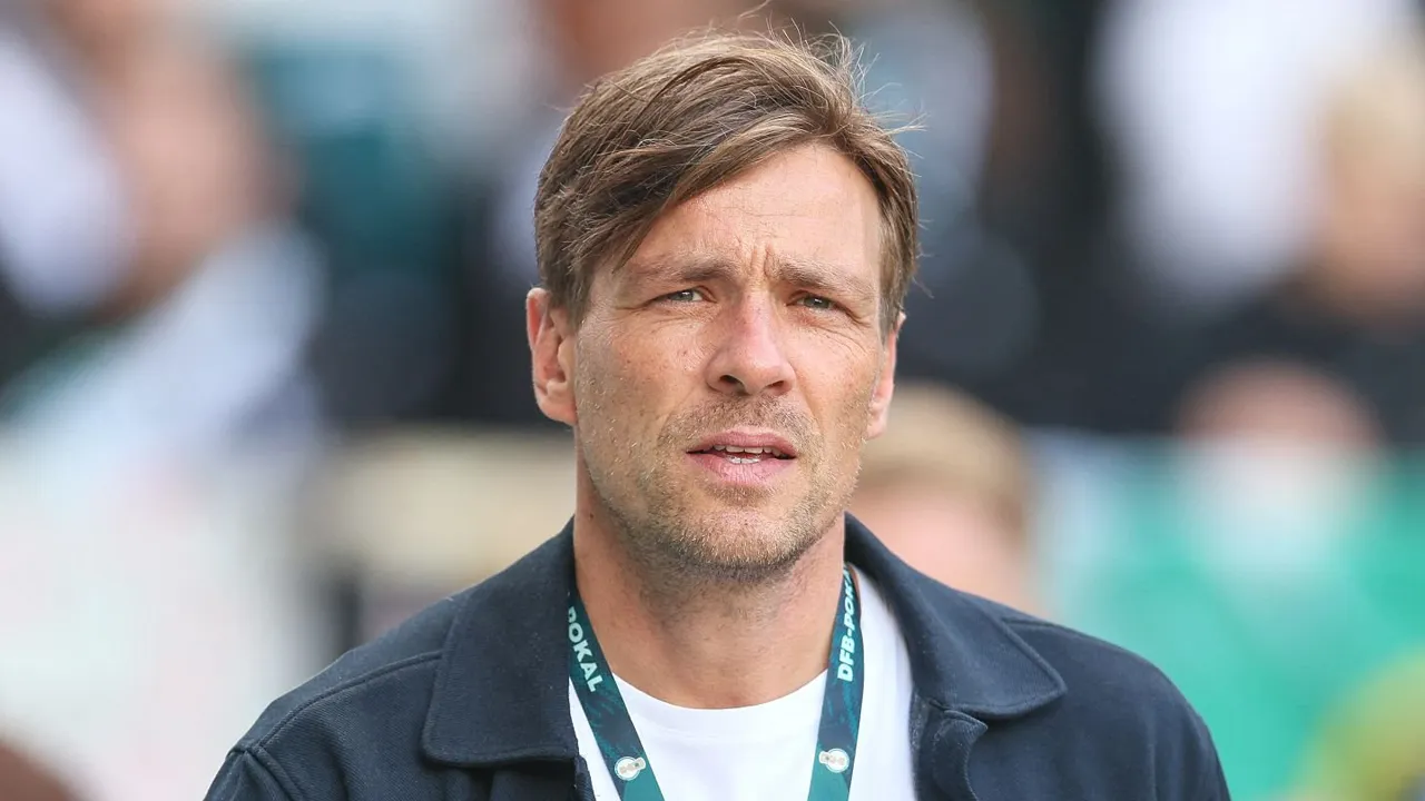 Clemens Fritz Puji Permainan Agresif Bremen Saat Kalahkan Leipzig