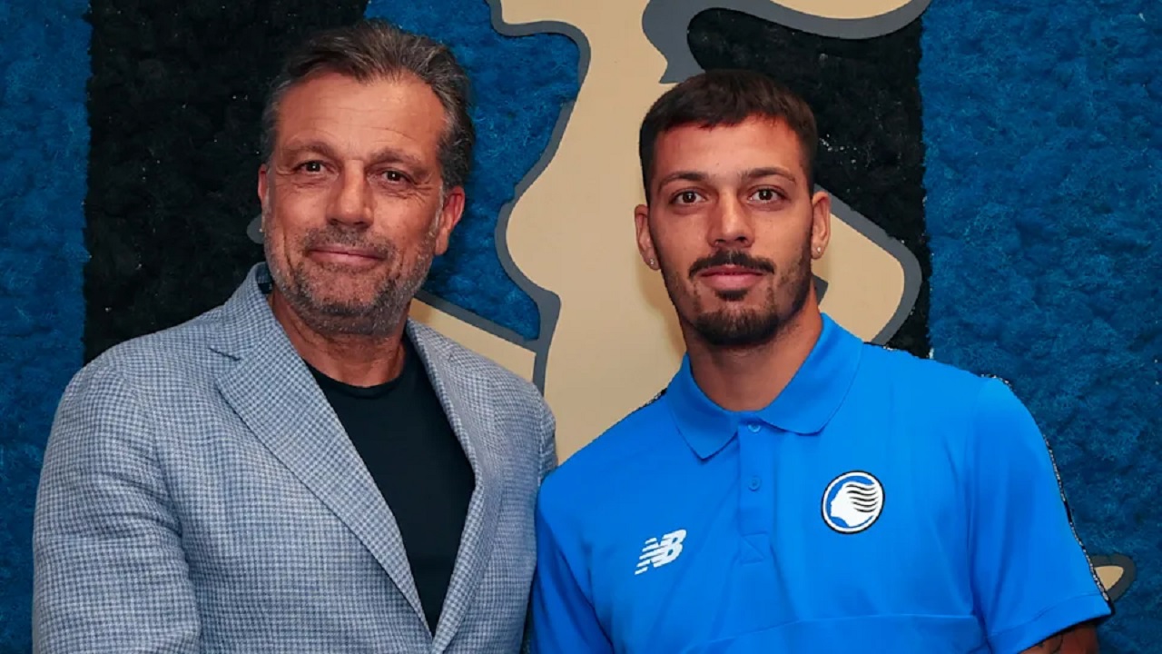 Gianluca Gaetano Terima Kartu Merah, Sarri: Wasit Salah Mengira Orang Lain