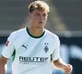 Gladbach Kalah Dramatis, Robin Hack Soroti Kecerobohan Tim di Akhir Laga