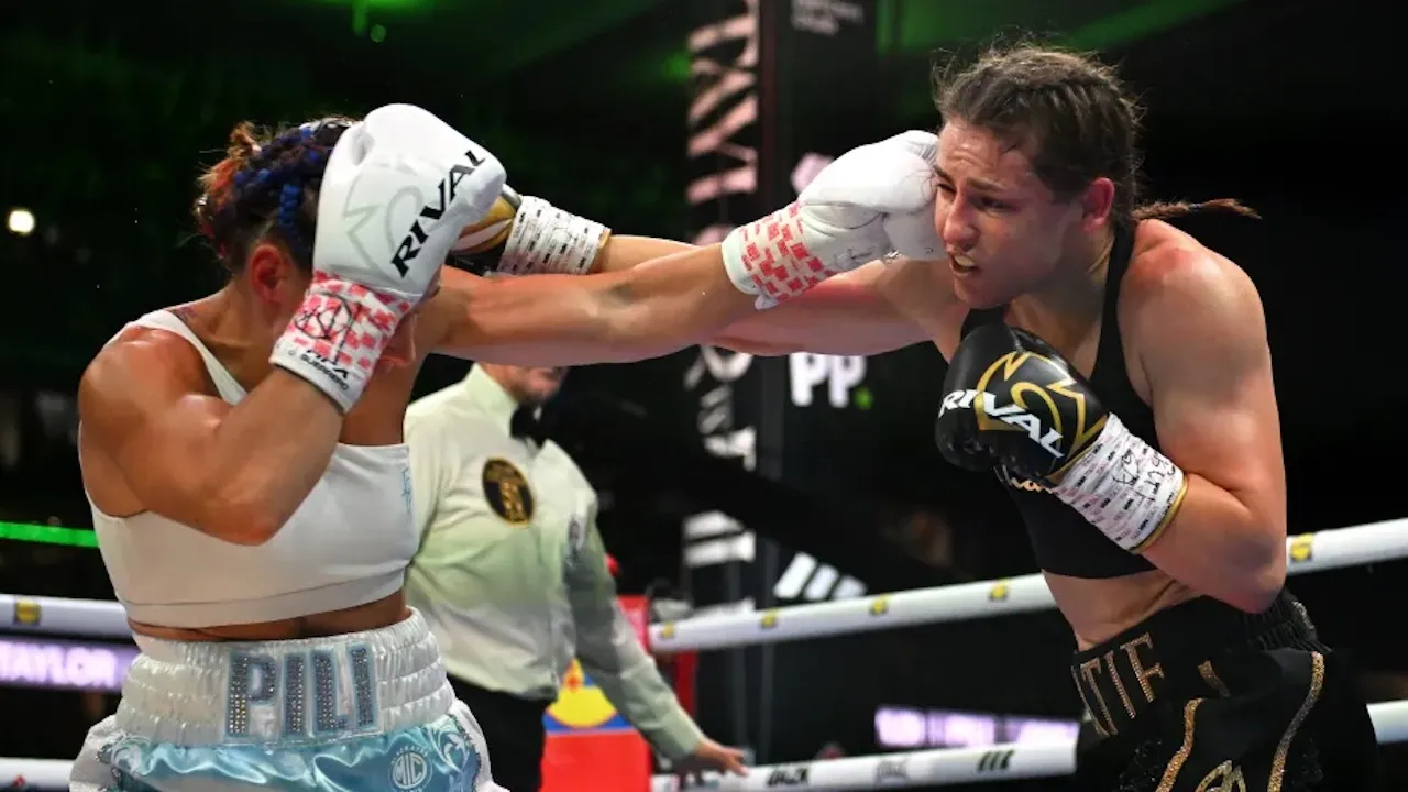 Katie Taylor, Flora Pili