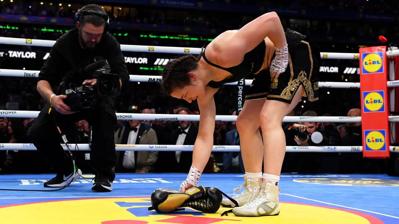 Katie Taylor Tutup Karier dengan Kemenangan Meyakinkan di Croke Park