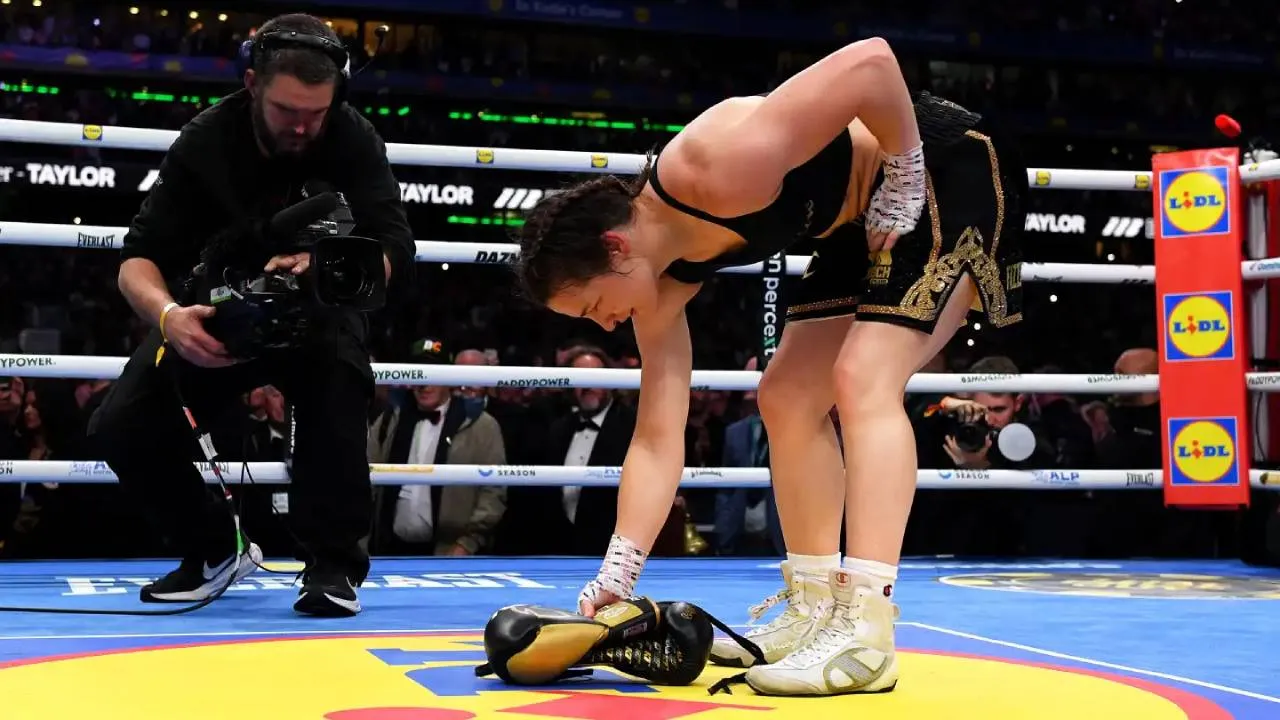 Katie Taylor Tutup Karier dengan Kemenangan Meyakinkan di Croke Park