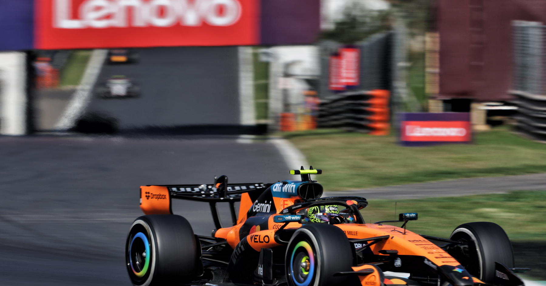 Lando Norris Klarifikasi Insiden dengan Oscar Piastri