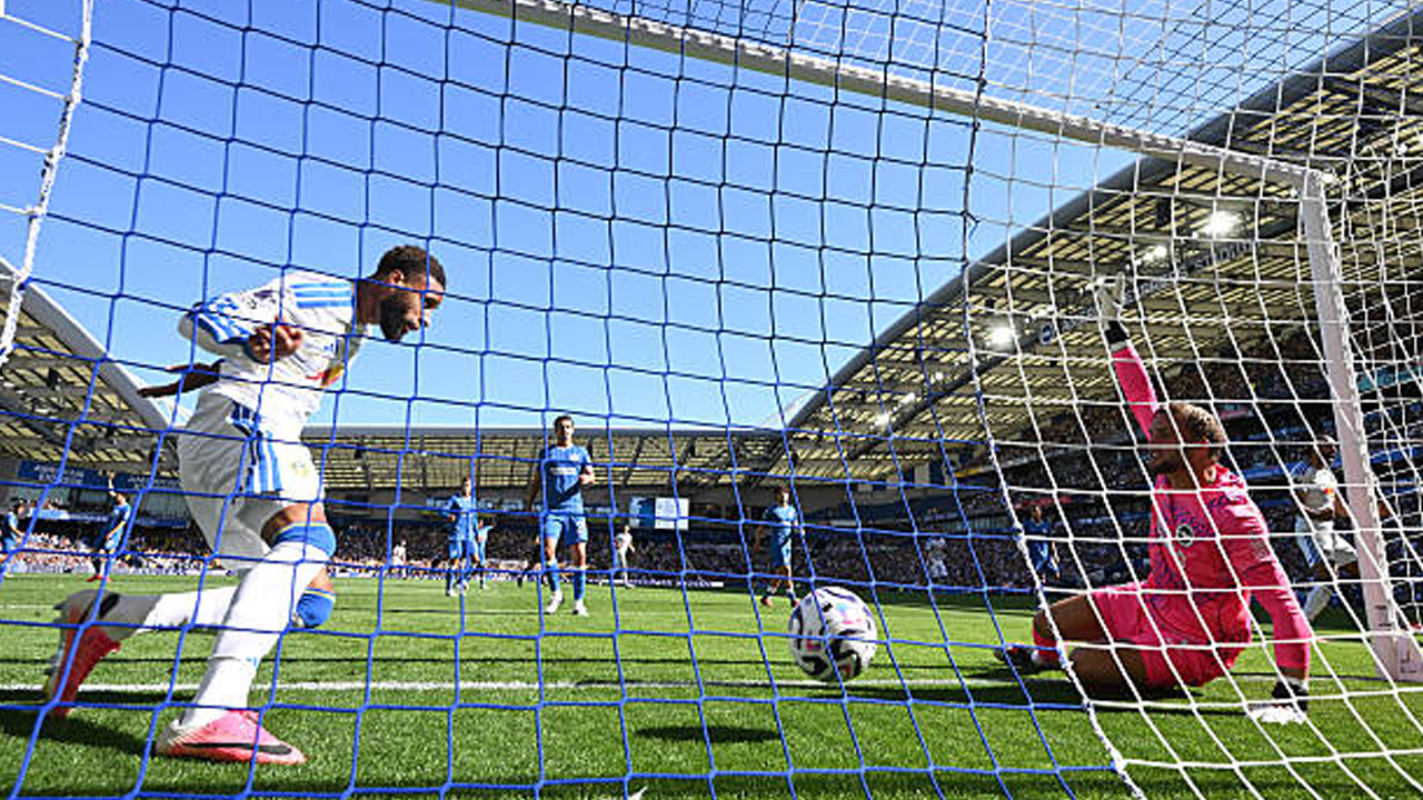 Leeds United Tahan Imbang Brighton, Gol Jayden Bogle Jadi Sorotan