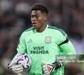 Unai Emery Puji Adaptasi Kilat Zion Suzuki di Aston Villa