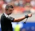 Wasit Inggris Oliver Pimpin Laga Krusial Real Madrid vs Inter