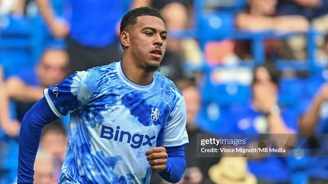 Xabi Alonso sebut Morgan Rogers target utama Chelsea usai tampil impresif