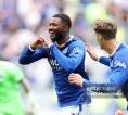 Ainsley Maitland-Niles Bahagia Selamatkan Everton dari Kekalahan