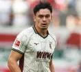 Fabian Rieder Ungkap Kunci Kemenangan Telak Augsburg atas Frankfurt