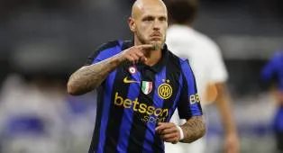 Inter Tentukan Nasib Dimarco Jelang Laga Pembuka Liga Champions Lawan Madrid