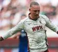 Marius Wolf Minta Augsburg Jaga Fokus Usai Bantai Frankfurt