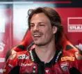 Nicolo Bulega Komentari Foto Viral Lengan Marc Marquez: Hanya Dia yang Bisa