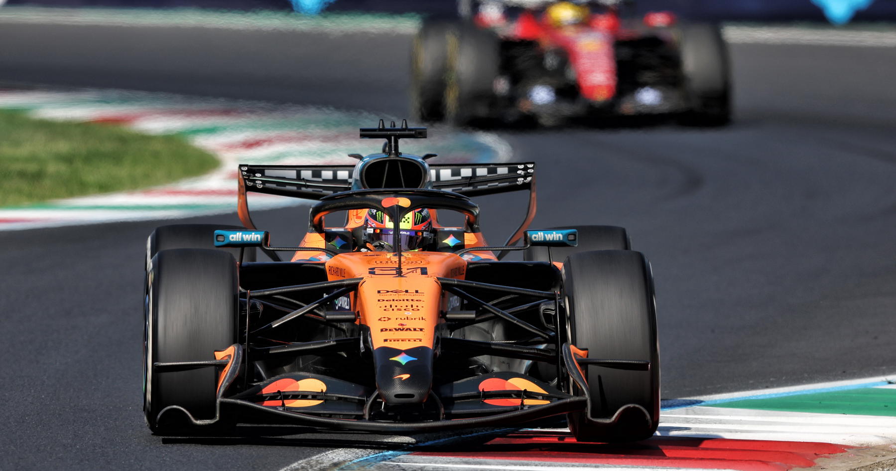 Piastri Bahas Duel Sengit Terakhir dengan Norris di Monza