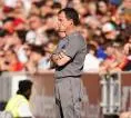 Regis Le Bris Puas Sunderland Tampil Solid di Markas Brentford