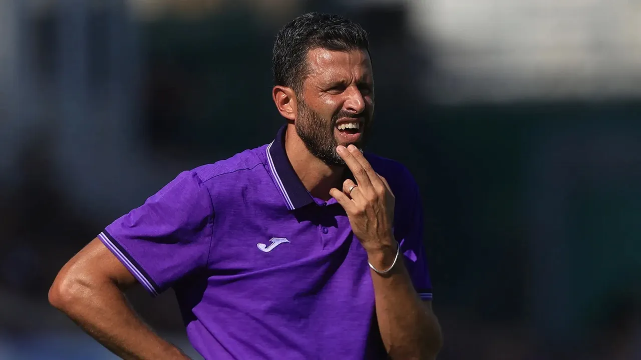 Resmi: Fiorentina Pecat Fabio Grosso Usai Kalah di 3 Laga Beruntun