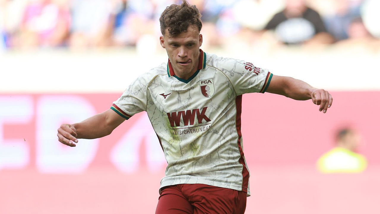 Robin Fellhauer Bahagia Augsburg Lanjutkan Tren Kemenangan
