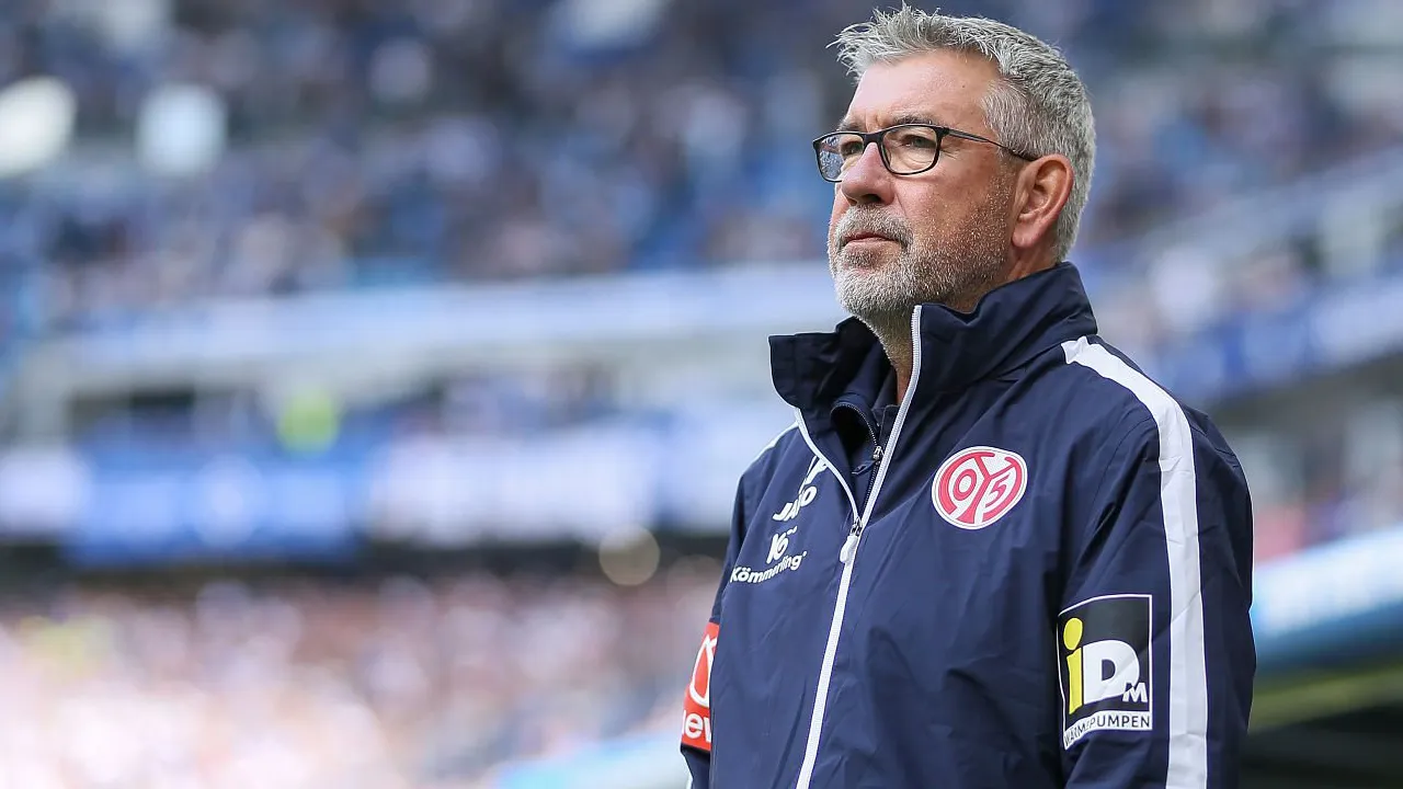 Urs Fischer Puas Usai Mainz Pesta Gol di Markas Hamburg