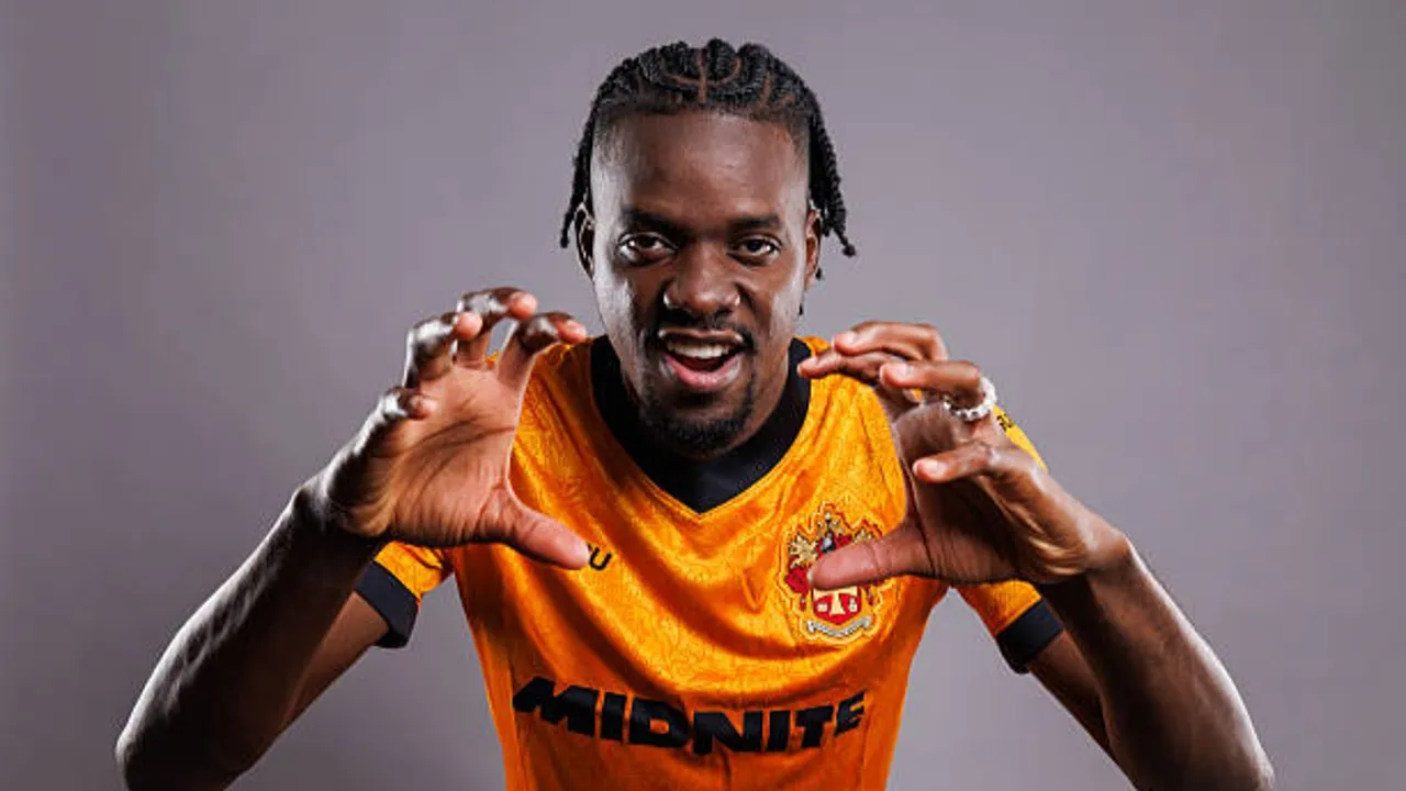 Bertrand Traore resmi bergabung dengan Wolverhampton Wanderers usai sepakati kontrak hingga 2027