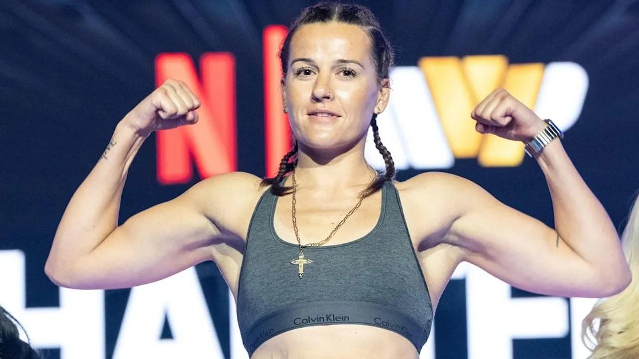 Chantelle Cameron Bidik Claressa Shields Usai Kalahkan Mayer