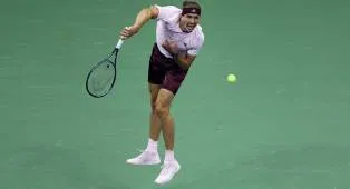 Hasil US Open: Alexander Zverev Singkirkan Luciano Darderi Dari New York