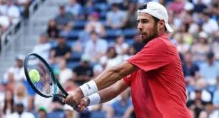 Hasil US Open: Karen Khachanov Butuh Lima Set Demi Jegal Learner Tien