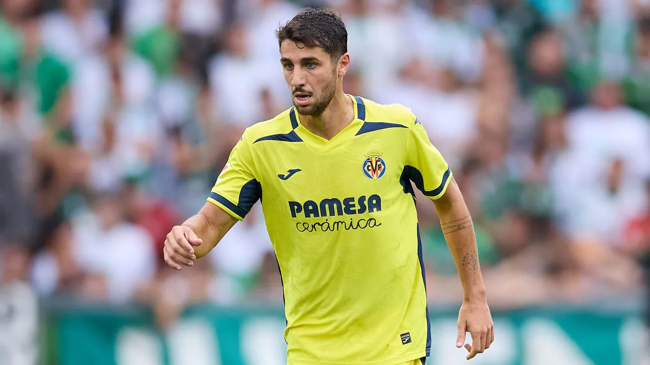 Meski Sulit, Santi Comesana Optimis Villarreal Bisa Kalahkan Dortmund