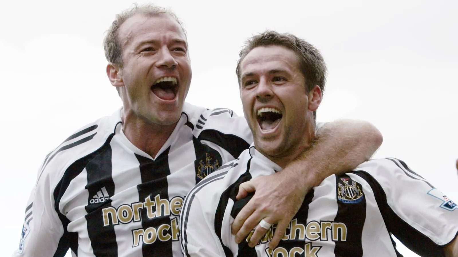 Michael Owen Ungkap 10 Striker Terbaik Premier League, Shearer di Posisi Keempat - sumber: (givemesport)