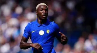 Moises Caicedo Absen Bela Chelsea saat Jamu Leeds United