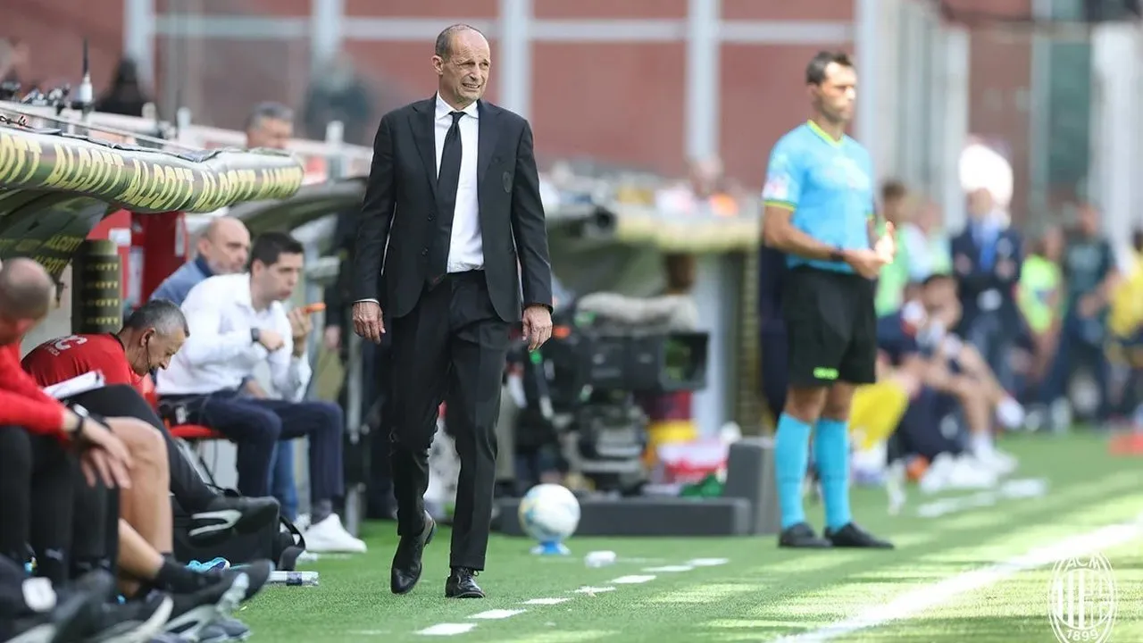 BordoCAM: Max Allegri Emosi Tendang Papan Iklan Usai Inter Bangkit 3-2
