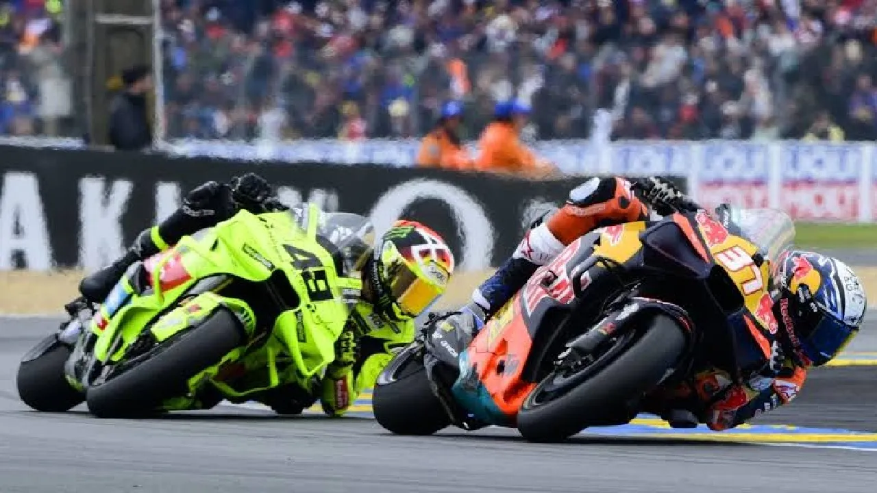 Dibanding Acosta, Di Giannantonio Dinilai Lebih Layak Jadi Rider Ducati