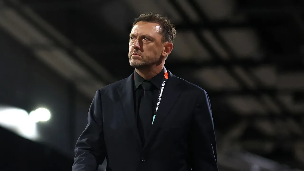 Tony Popovic pilih kontrak singkat hingga Piala Asia mendatang