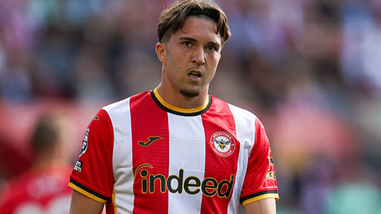 Nathan Collins Cedera, Keith Andrews Siap Andalkan Jannik Schuster