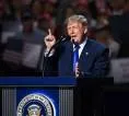 Trump Kritik Pertukaran Doncic saat Kunjungi Mavericks