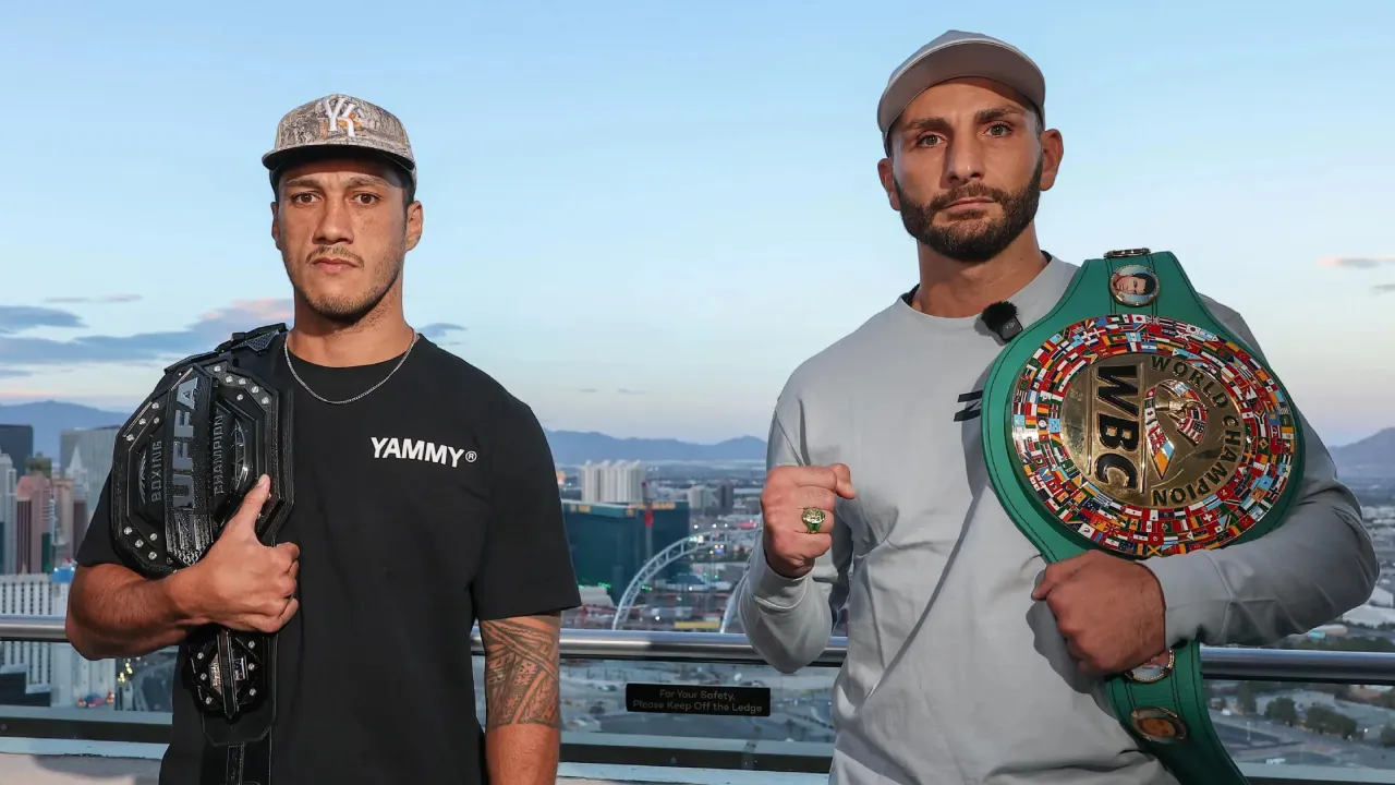 Jai Opetaia (kiri) dan Noel Mikaelian. (Foto: Fight TV)