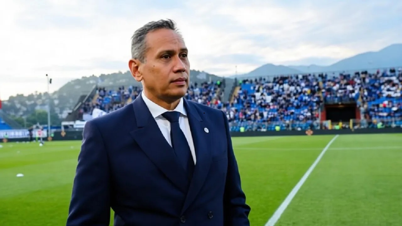 Bisakah Como Bersaing Rebut Scudetto. Mirwan Suwarso: Tidak Tahu!