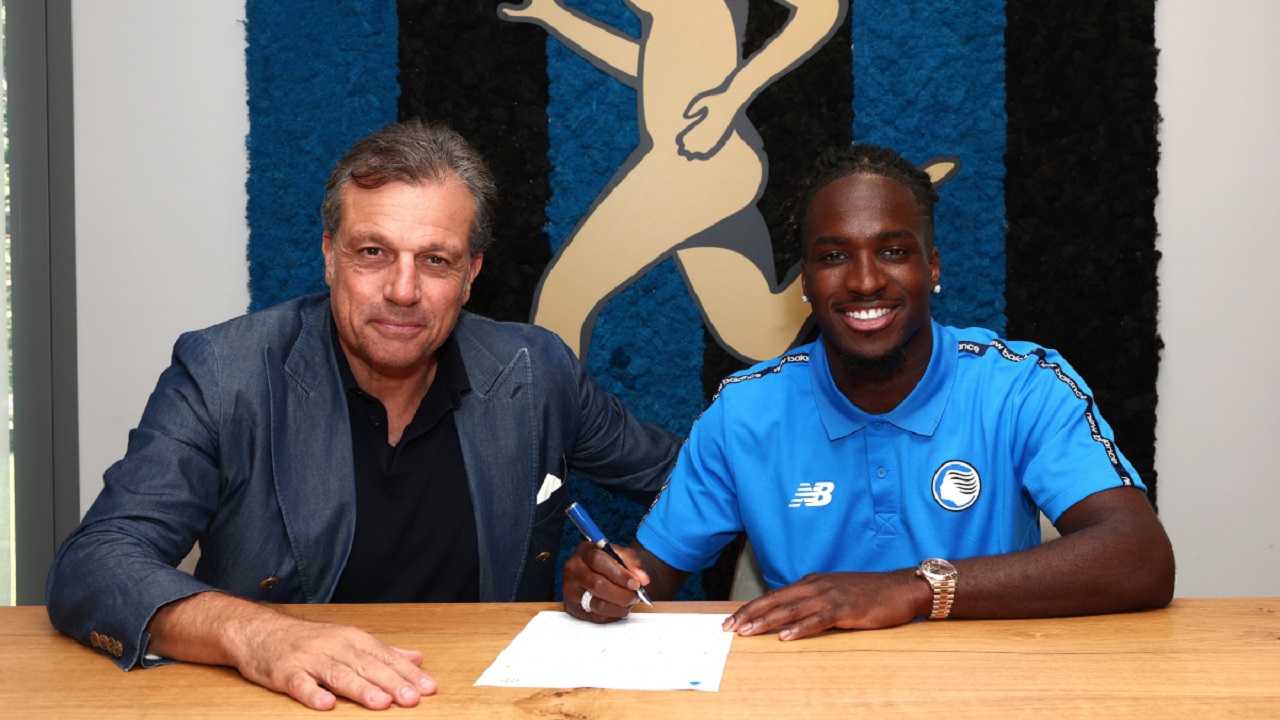 Jonathan Rowe Tegaskan Dirinya Berbeda dari Ademola Lookman