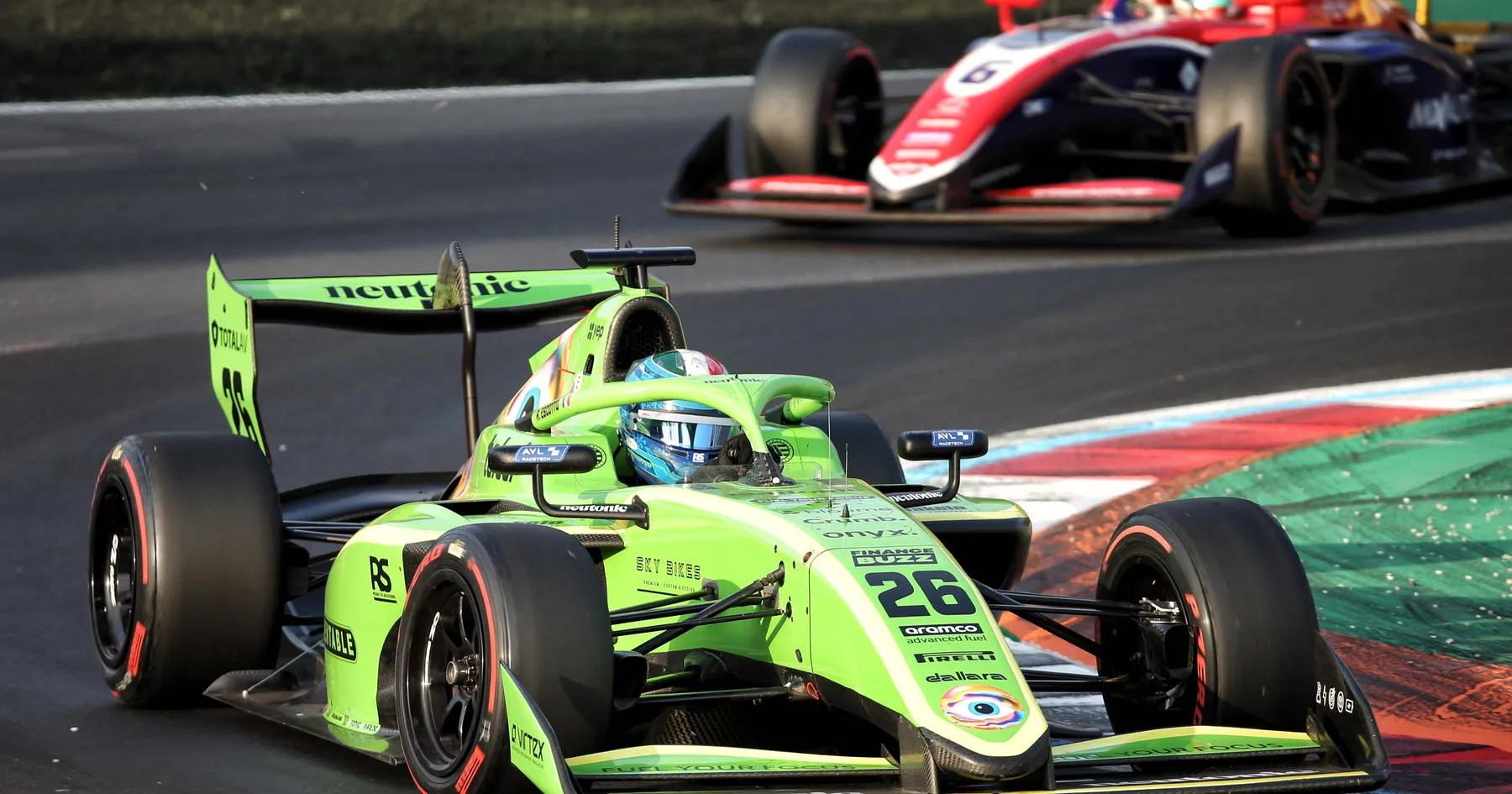 Pembalap F3 Absen di Final Madring Usai Kecelakaan - sumber: (racingnews365)