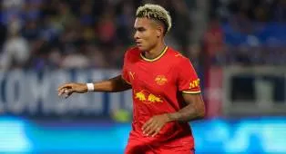 Usai Leipzig Kalah Telak, Antonio Nusa Akui Kehebatan Como