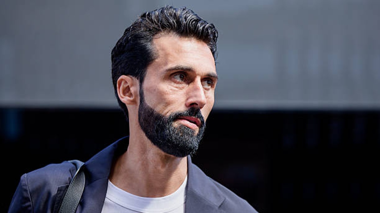 Alvaro Arbeloa Tak Gentar Hadapi Tekanan di Fulham Jelang Lawan Liverpool