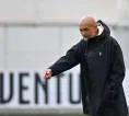 Manuel Locatelli Absen Panjang, Luciano Spalletti Enggan Ganti Formasi