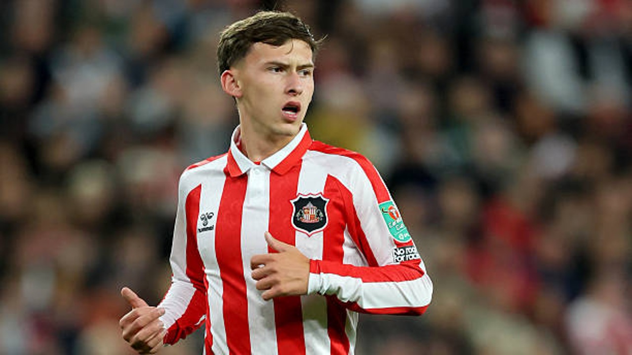 Regis Le Bris Puji Perkembangan Pesat Chris Rigg di Sunderland