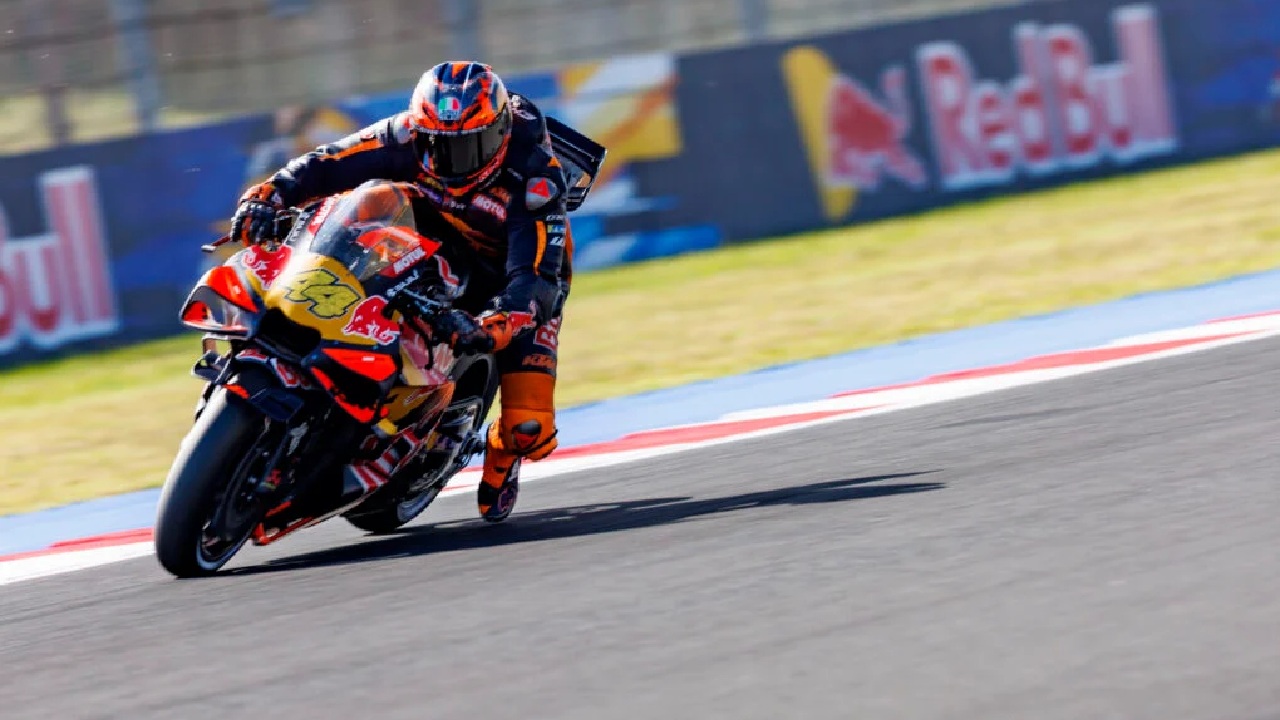 Sering Tes KTM 850cc, Pol Espargaro Akui Jadi Kesulitan Bawa RC16 1000cc