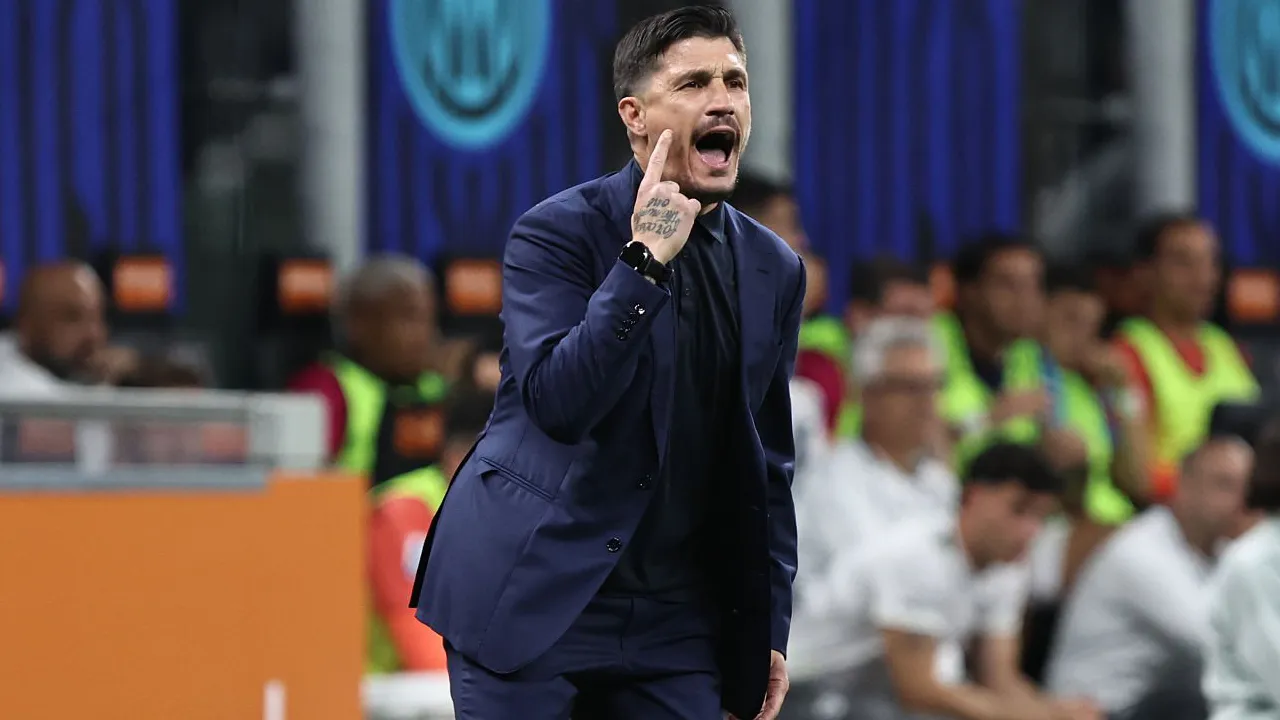 Alessandro Romano Jadi Permata Cagliari, Kemenangan untuk Muzzi