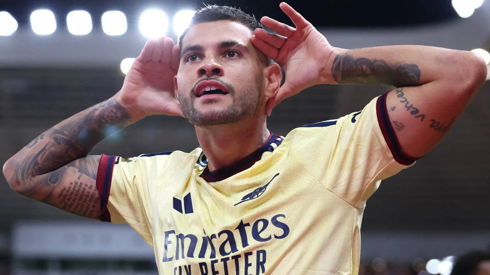 Bruno Guimaraes Soroti Kemenangan Arsenal atas Sunderland lewat Media Sosial - sumber: (givemesport)