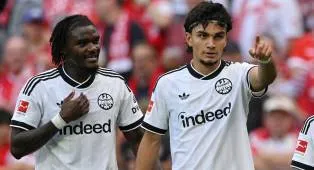Can Uzun Bahagia Cetak Brace dan Bantu Eintracht Frankfurt Raih Kemenangan
