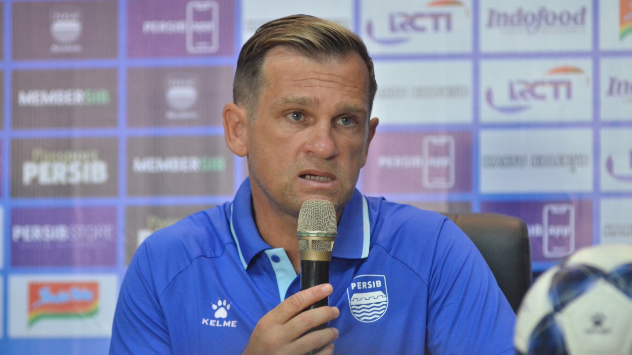 Dipermalukan Persija, Igor Tolic Sorot Masalah Cedera Persib