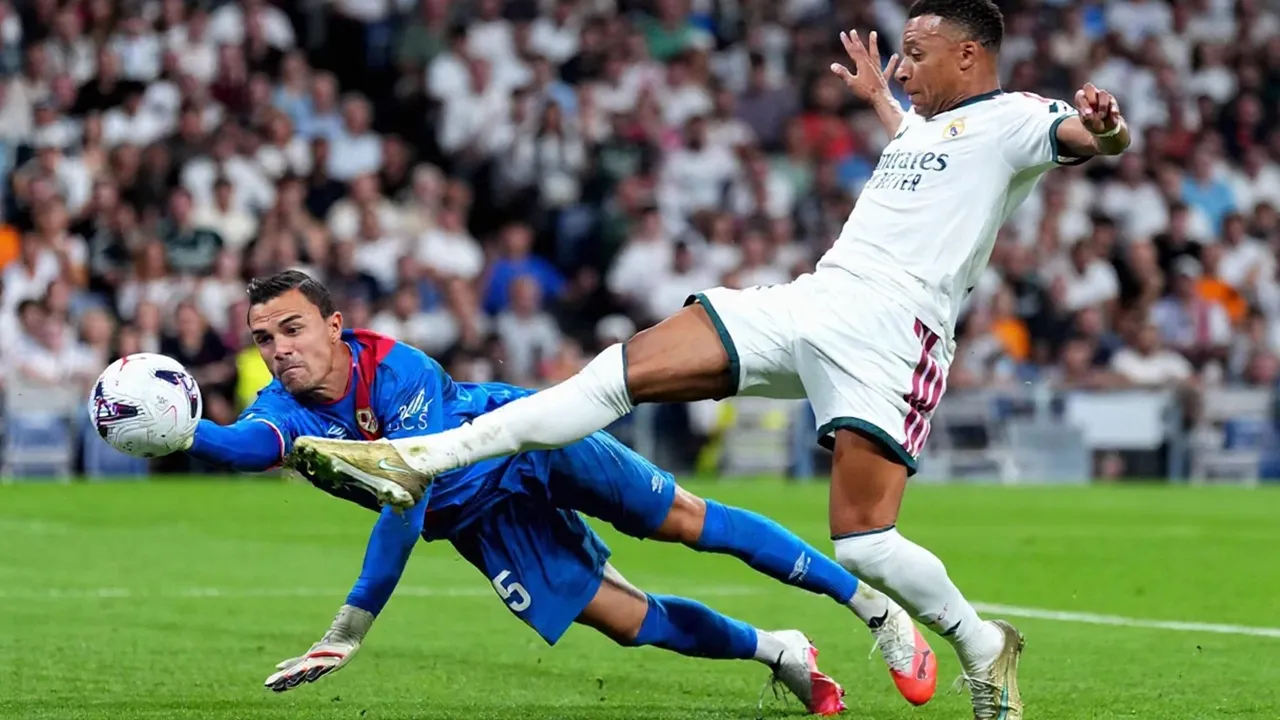 Emil Audero Dipuji LaLiga Usai Catat 3 Save dan Bikin Dumfries Frustasi