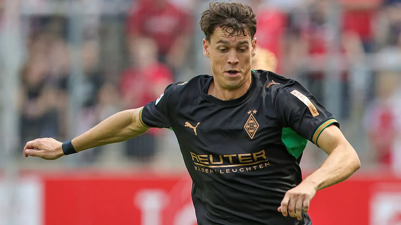 Gladbach Dibantai 0-5, Philipp Sander Akui Timnya Gagal di Semua Aspek