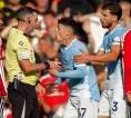 Insiden Kartu Merah Foden Warnai Manchester Derby, Fernandes Lolos dari Sanksi