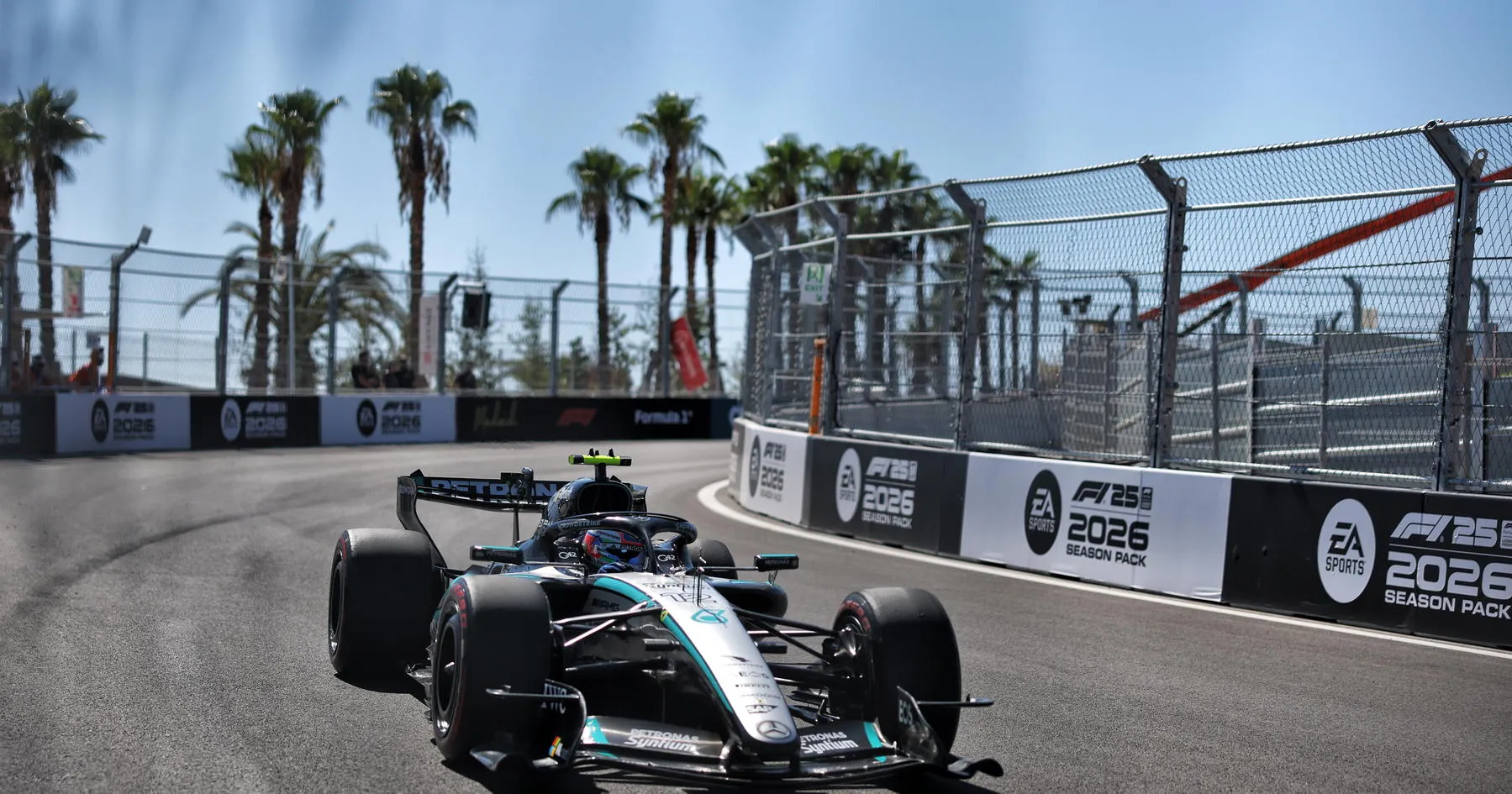 Kimi Antonelli Juara GP Spanyol, Hamilton Mundur Akibat Rem Rusak - sumber: (racingnews365)